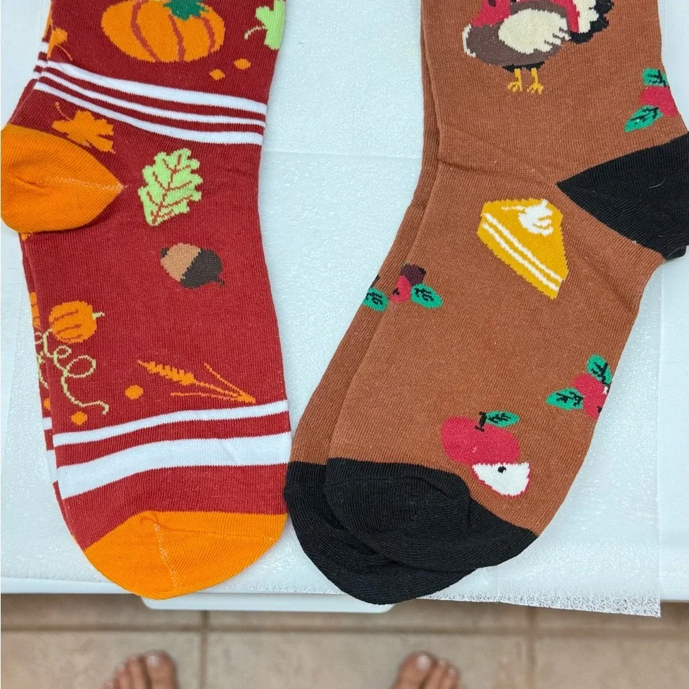 Festive Patterned Socks Set - Picture 2 of 2
